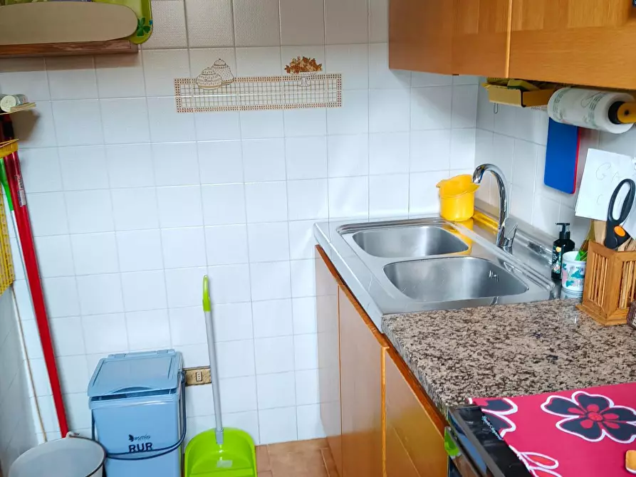 Immagine 8 di Appartamento in affitto  a Massa