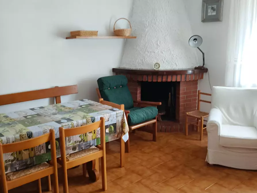 Immagine 1 di Appartamento in affitto  a Massa