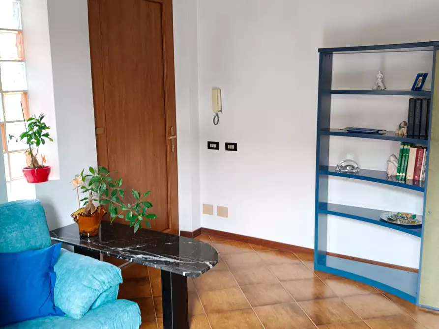 Immagine 6 di Appartamento in affitto  a Massa