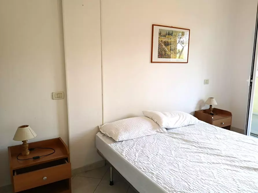 Immagine 33 di Appartamento in vendita  a Massa