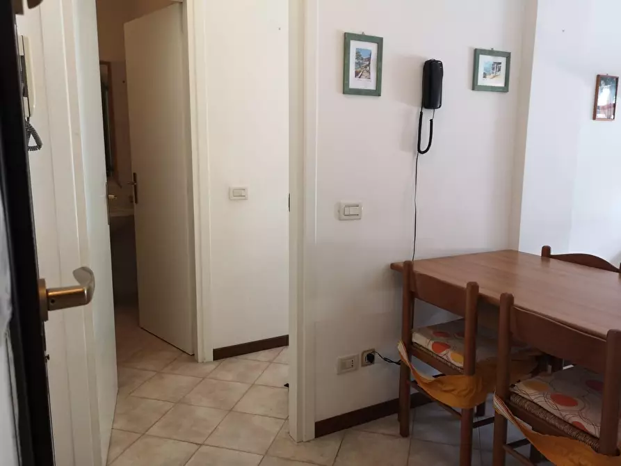 Immagine 14 di Appartamento in vendita  a Massa