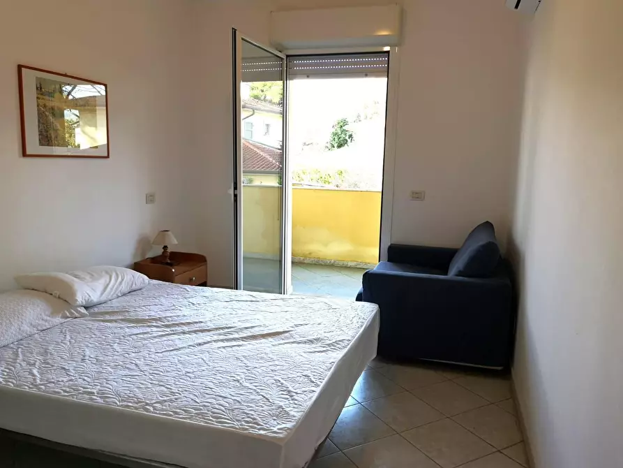 Immagine 32 di Appartamento in vendita  a Massa