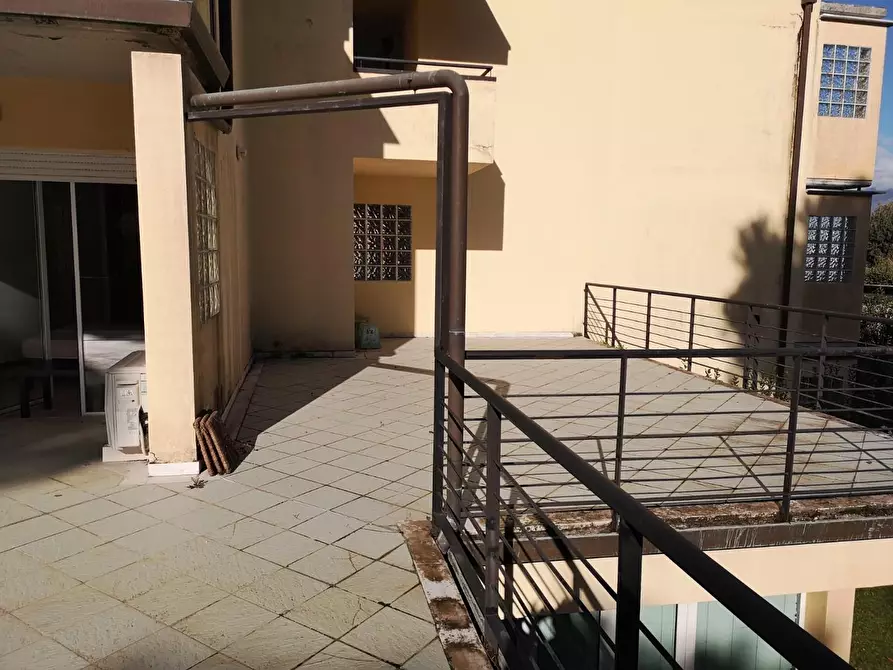 Immagine 8 di Appartamento in vendita  a Massa