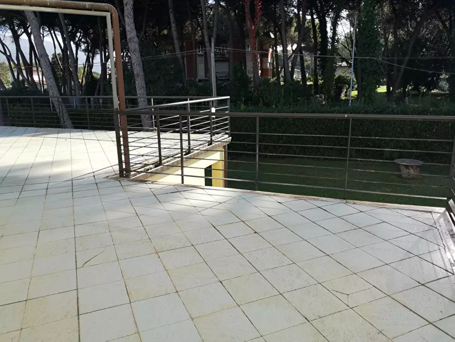 Immagine 4 di Appartamento in vendita  a Massa