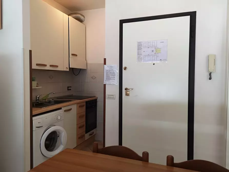 Immagine 16 di Appartamento in vendita  a Massa