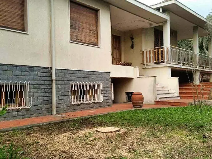 Immagine 13 di Villa in vendita  a Piombino