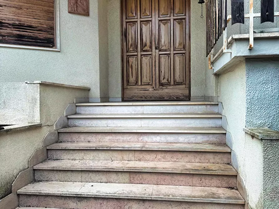 Immagine 10 di Villa in vendita  a Piombino