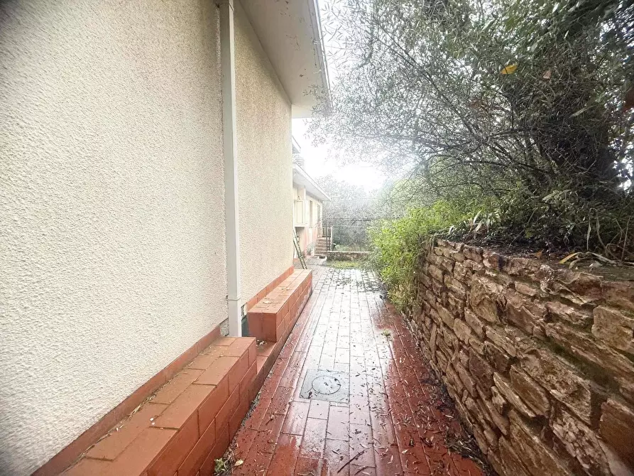 Immagine 7 di Villa in vendita  a Piombino