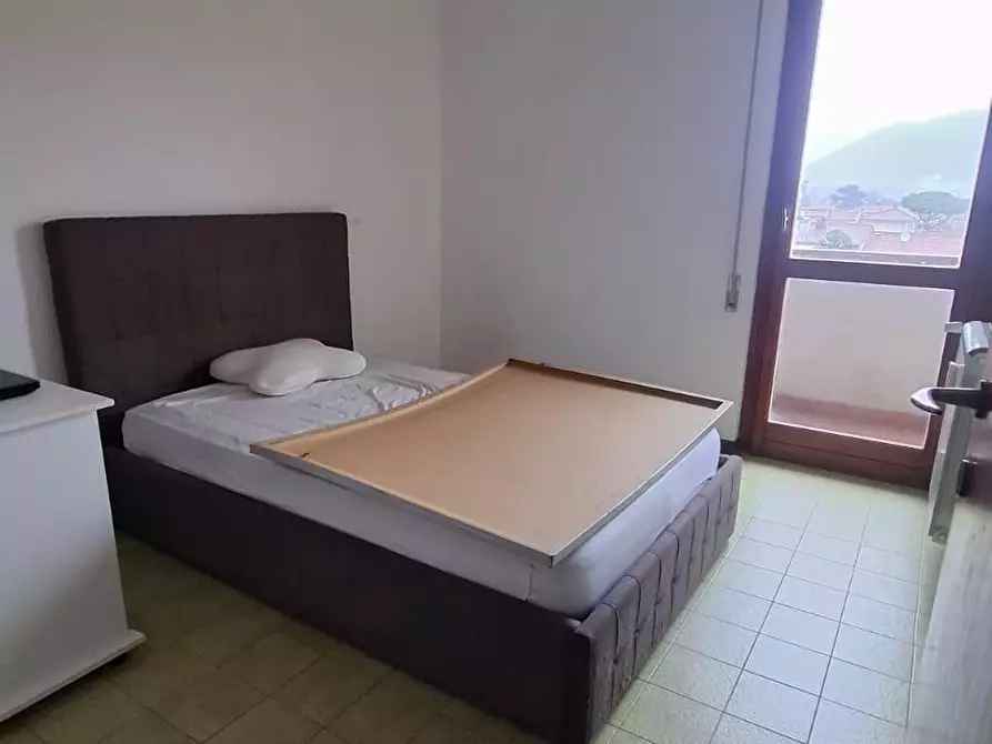 Immagine 7 di Appartamento in vendita  a Carrara