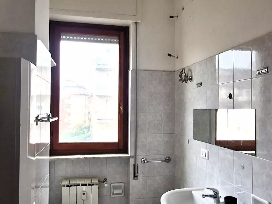 Immagine 8 di Appartamento in vendita  a Carrara