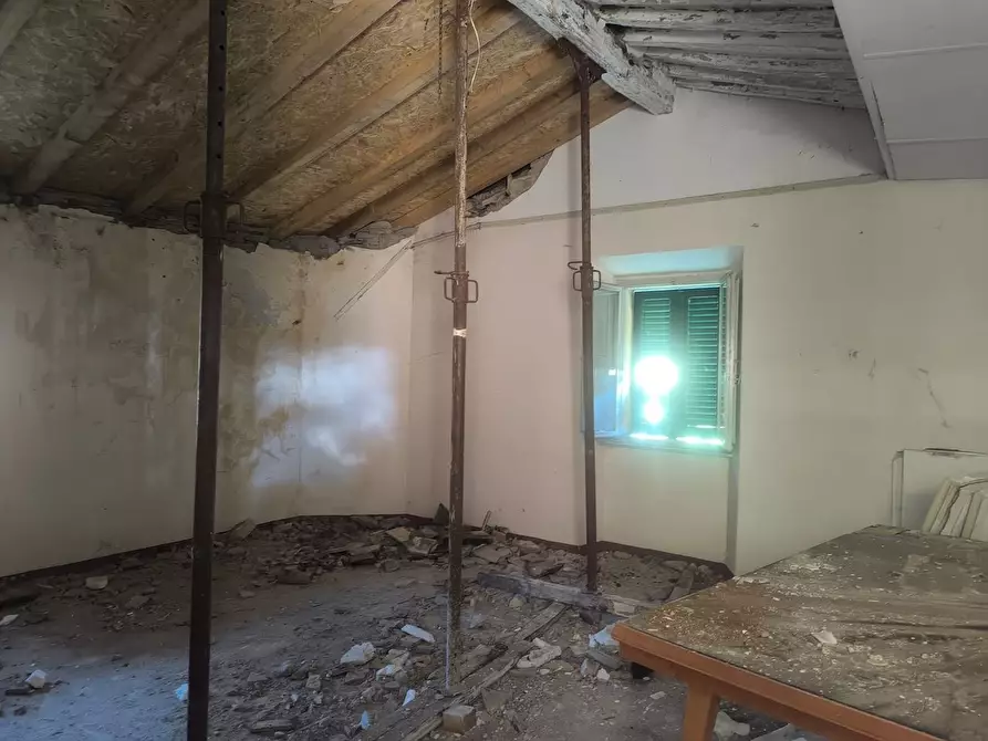 Immagine 34 di Casa colonica in vendita  a Pomarance