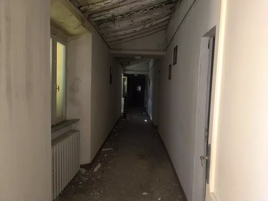 Immagine 36 di Casa colonica in vendita  a Pomarance