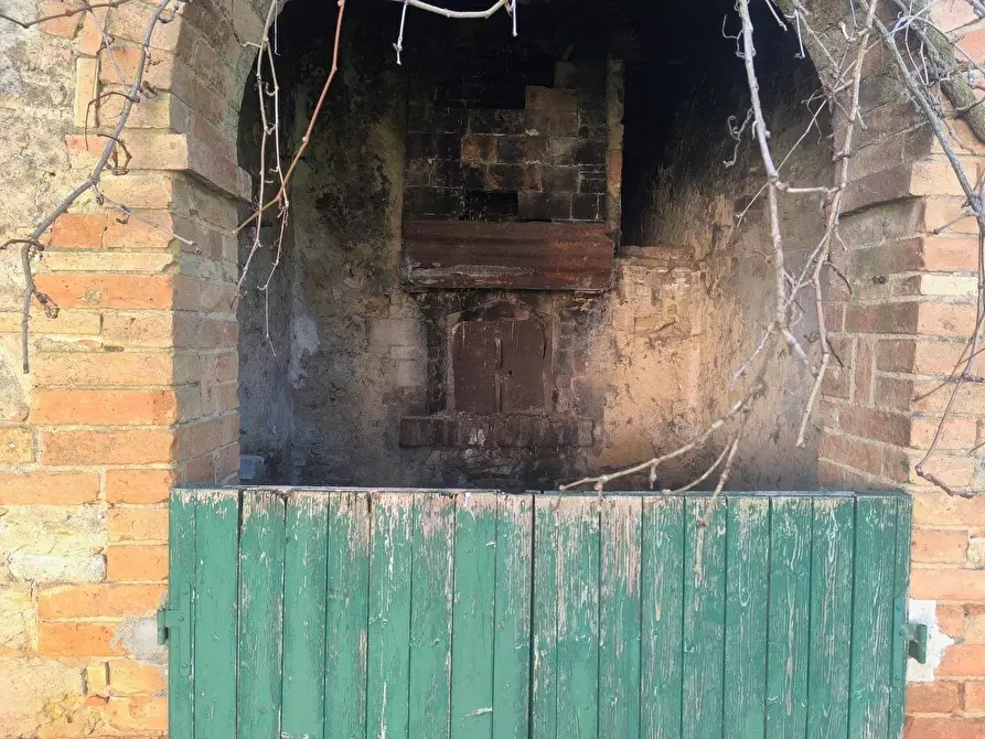 Immagine 48 di Casa colonica in vendita  a Pomarance