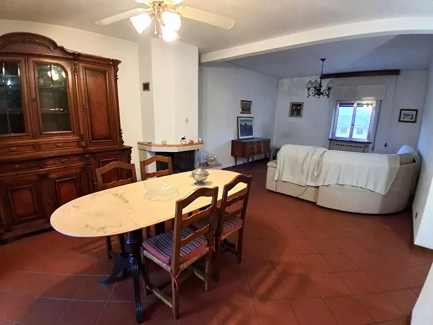 Immagine 2 di Terratetto in vendita  a Lucca