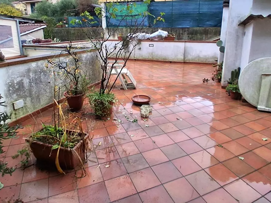 Immagine 7 di Terratetto in vendita  a Lucca