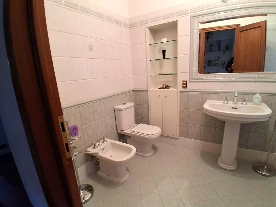 Immagine 11 di Terratetto in vendita  a Lucca