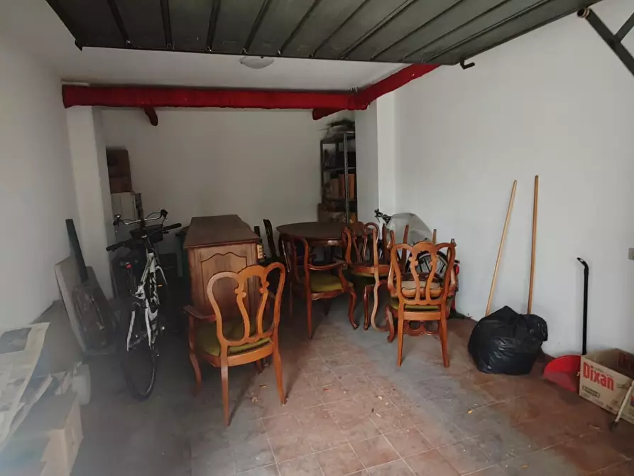 Immagine 20 di Appartamento in vendita  a Massa