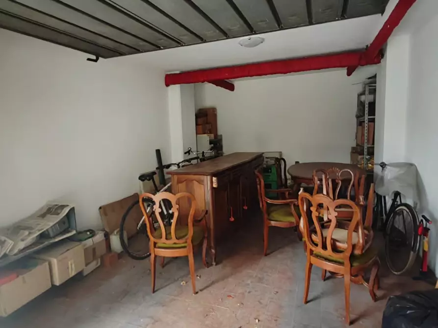 Immagine 19 di Appartamento in vendita  a Massa