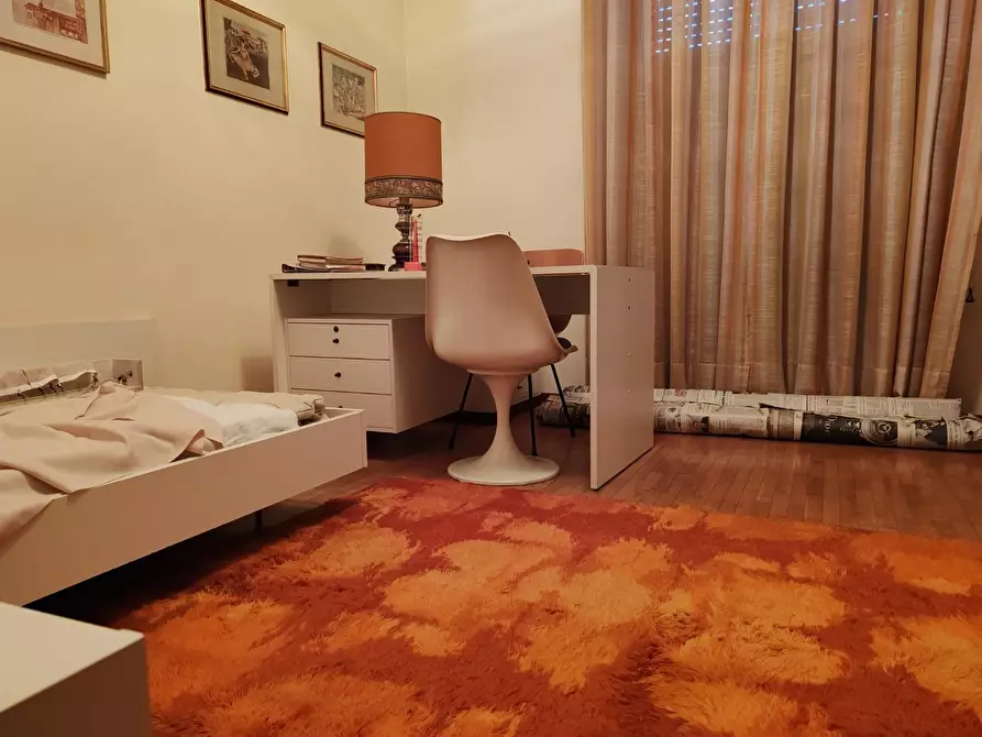 Immagine 11 di Appartamento in vendita  a Massa