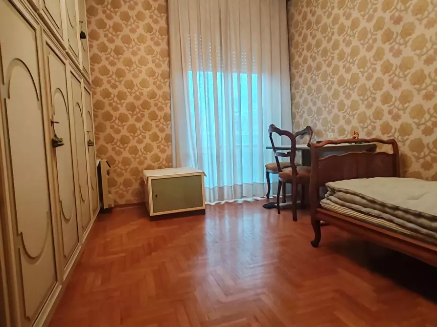 Immagine 13 di Appartamento in vendita  a Massa