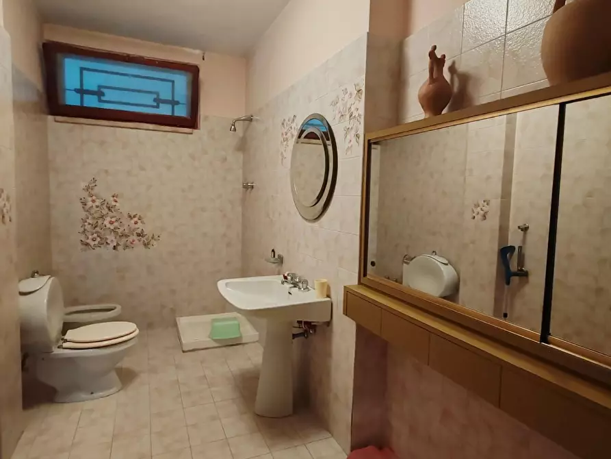 Immagine 18 di Appartamento in vendita  a Massa