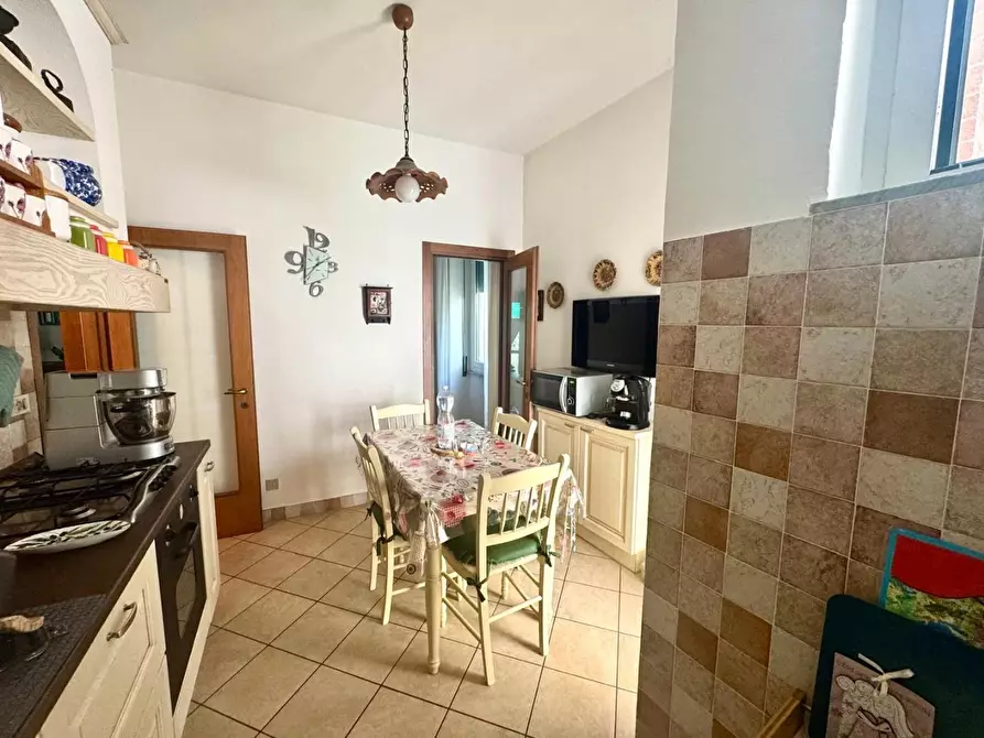 Immagine 12 di Appartamento in vendita  a Siena