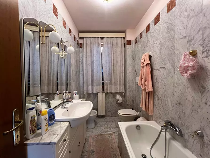 Immagine 8 di Appartamento in vendita  a Santa Maria A Monte