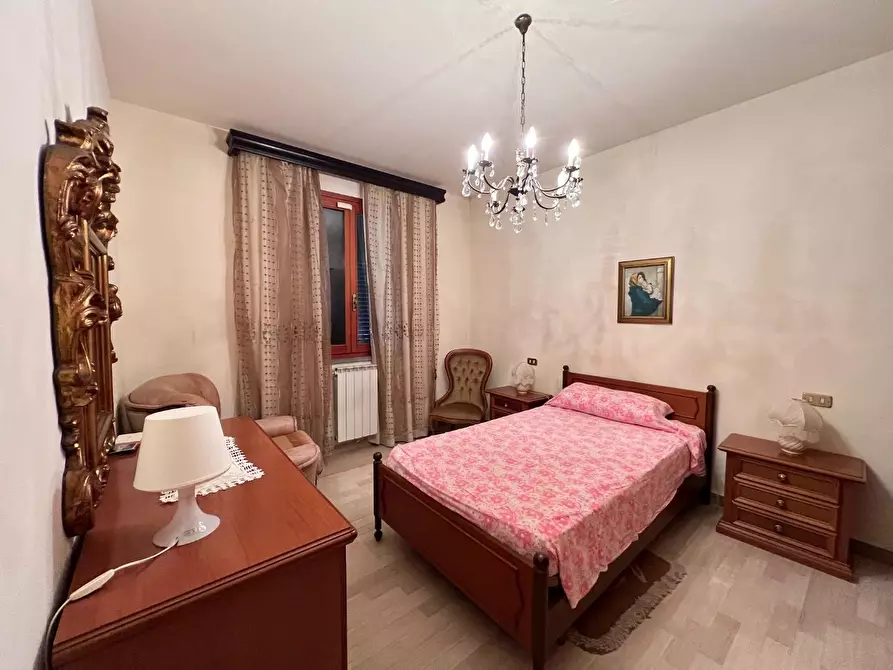 Immagine 20 di Appartamento in vendita  a Santa Maria A Monte