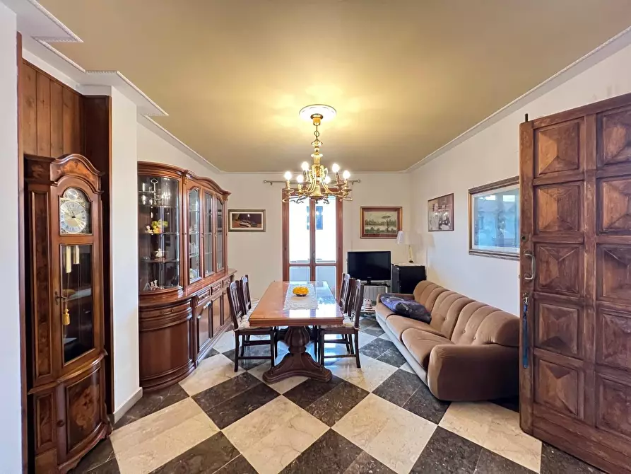 Immagine 1 di Appartamento in vendita  a Santa Maria A Monte