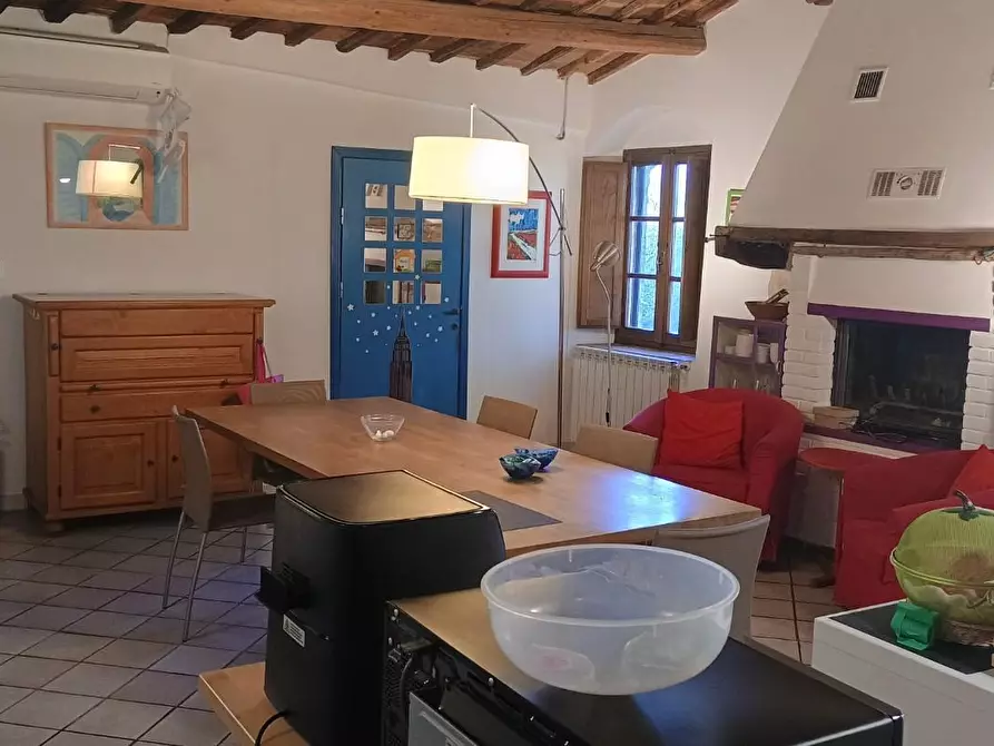 Immagine 9 di Casa colonica in vendita  a Colle Di Val D'elsa