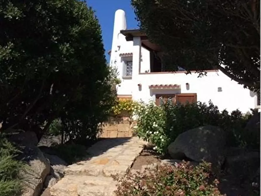 Immagine 19 di Villa in vendita  a Santa Teresa Gallura