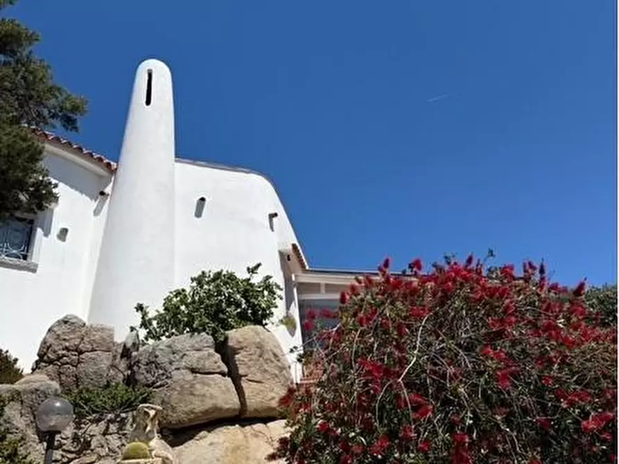 Immagine 7 di Villa in vendita  a Santa Teresa Gallura