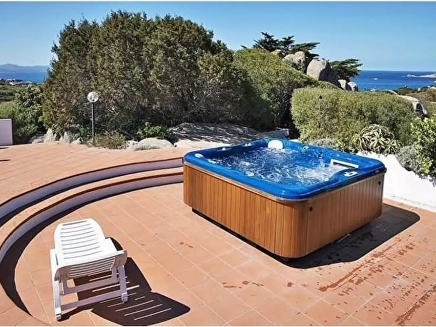 Immagine 27 di Villa in vendita  a Santa Teresa Gallura