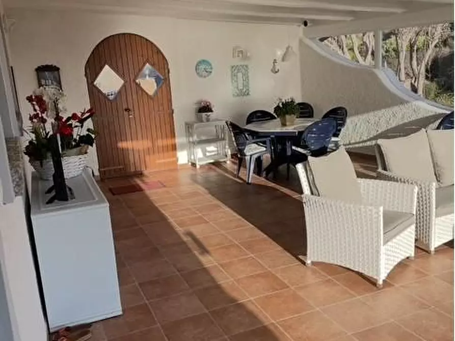 Immagine 15 di Villa in vendita  a Santa Teresa Gallura