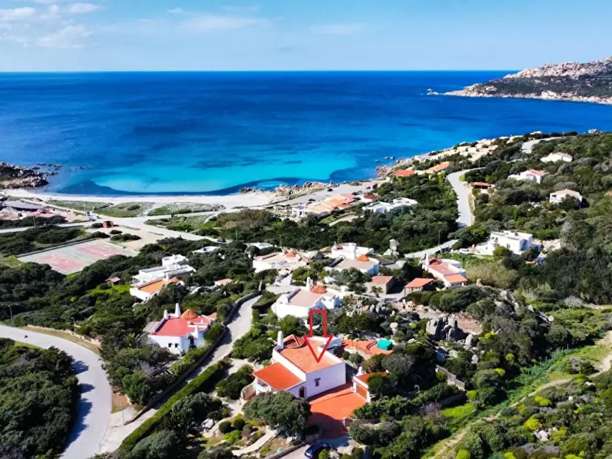 Immagine 4 di Villa in vendita  a Santa Teresa Gallura