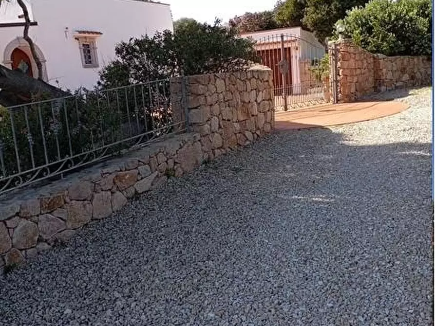 Immagine 12 di Villa in vendita  a Santa Teresa Gallura
