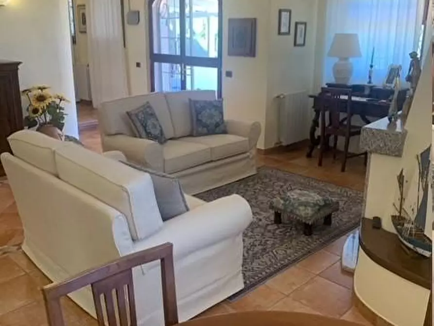 Immagine 22 di Villa in vendita  a Santa Teresa Gallura