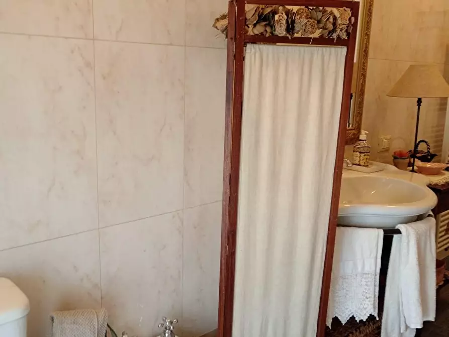 Immagine 28 di Appartamento in vendita  a Massa