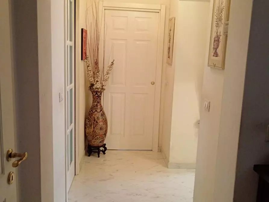 Immagine 26 di Appartamento in vendita  a Massa