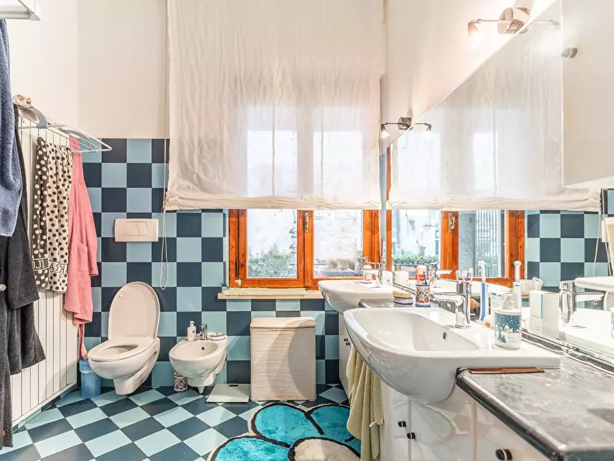 Immagine 28 di Villa in vendita  a Empoli