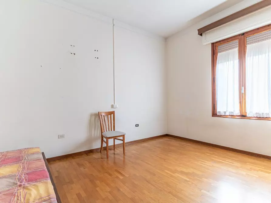 Immagine 50 di Villa in vendita  a Empoli