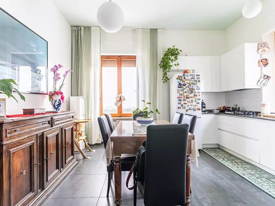 Immagine 10 di Villa in vendita  a Empoli