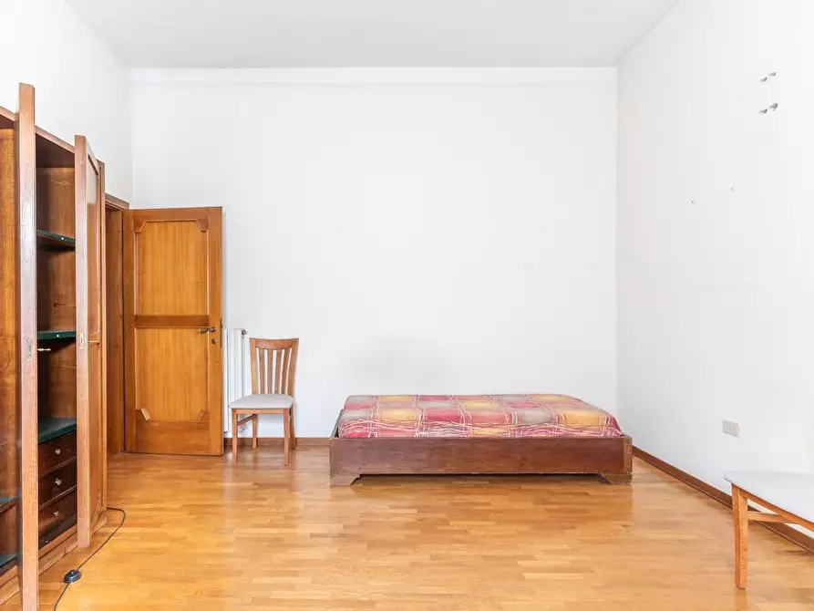 Immagine 54 di Villa in vendita  a Empoli