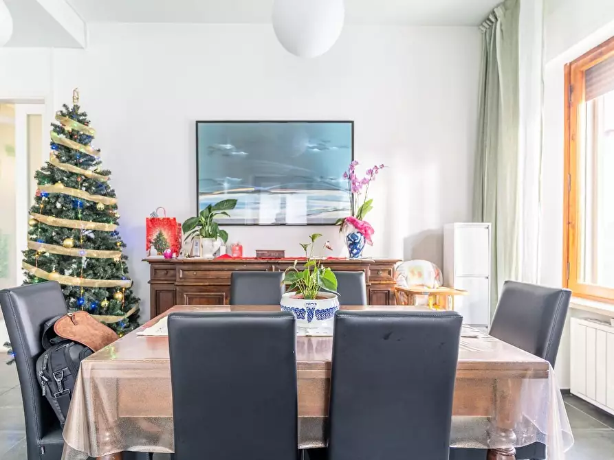 Immagine 16 di Villa in vendita  a Empoli