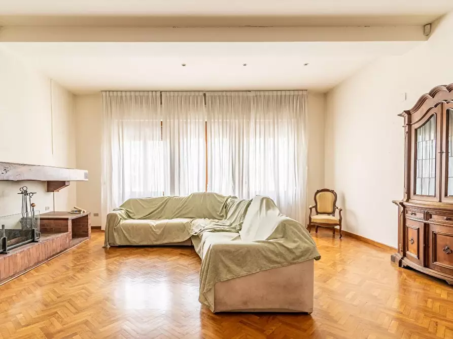 Immagine 32 di Villa in vendita  a Empoli