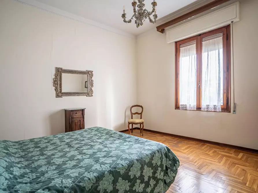Immagine 45 di Villa in vendita  a Empoli