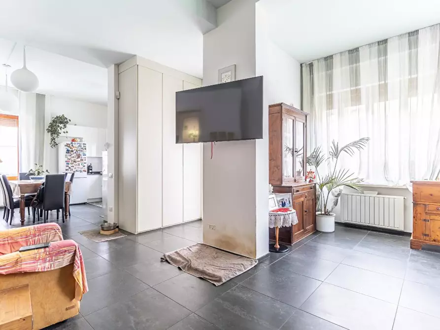 Immagine 6 di Villa in vendita  a Empoli