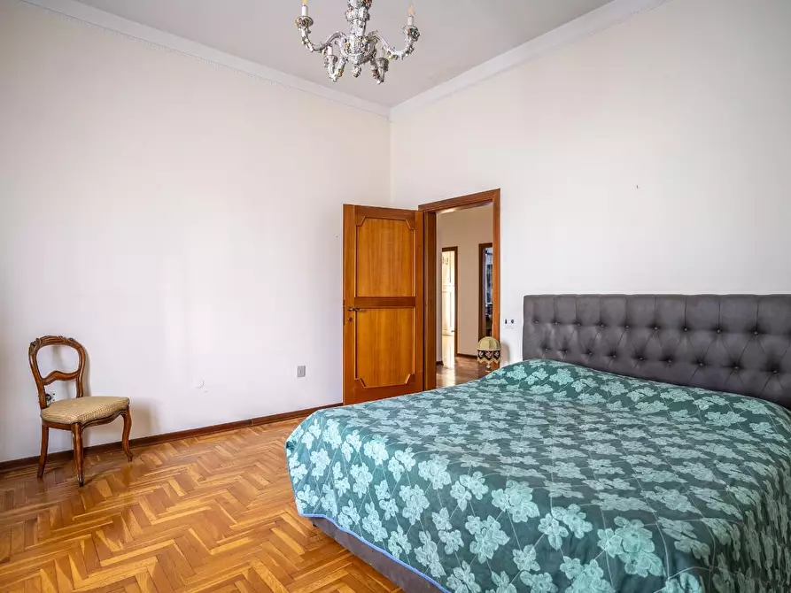 Immagine 49 di Villa in vendita  a Empoli