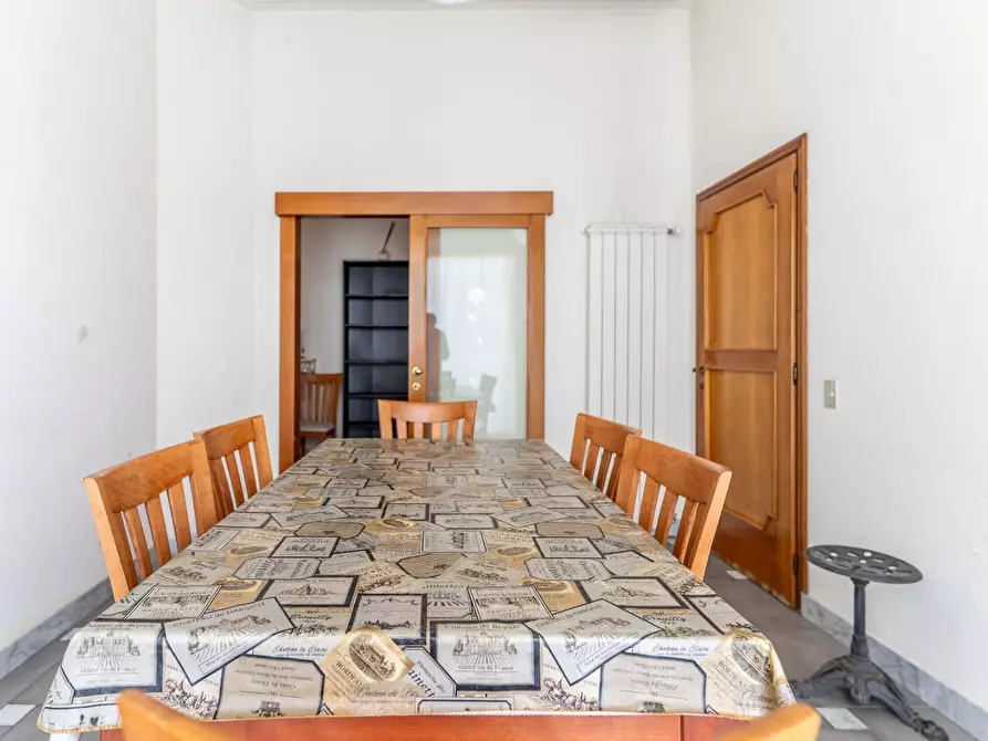 Immagine 41 di Villa in vendita  a Empoli