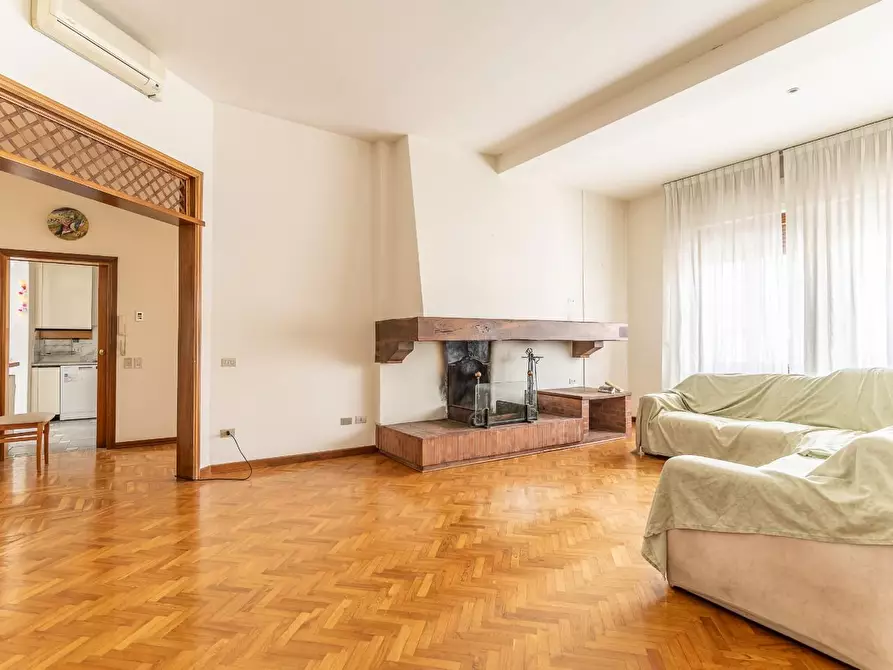 Immagine 34 di Villa in vendita  a Empoli